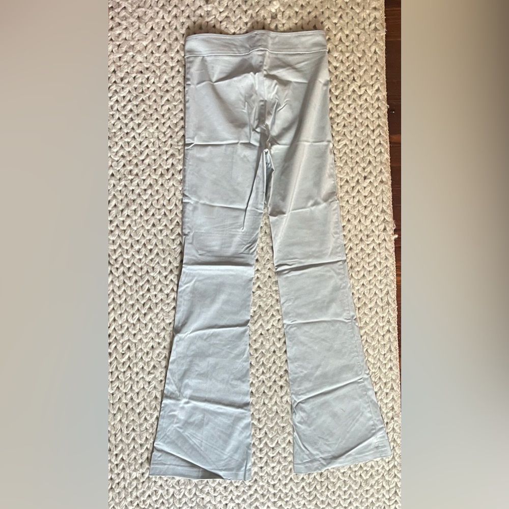 Avenue Montaigne Women’s Light Gray Pants - Picture 4 of 7